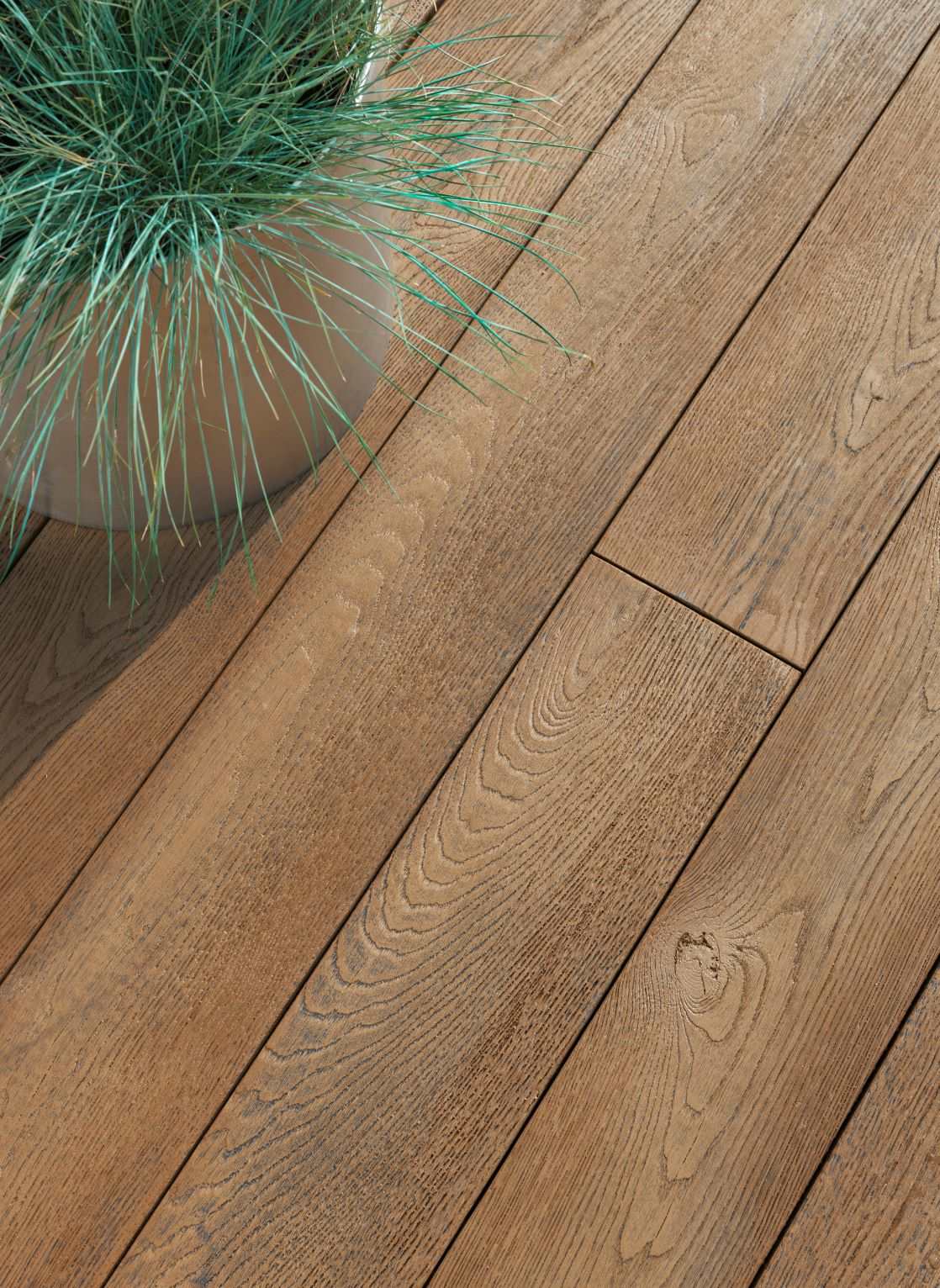 Millboard Enhanced Grain Coppered Oak Decking 3600mm x 176mm x 32mm - Composite Decking Company